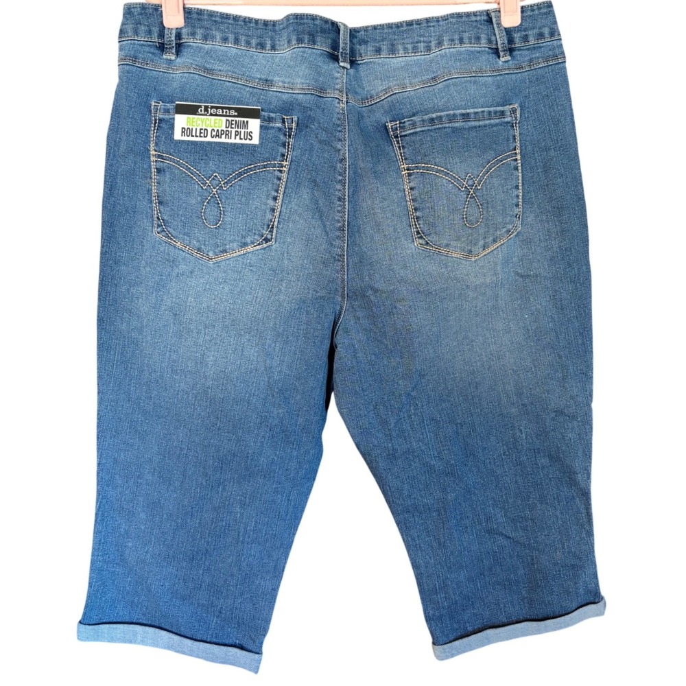 d jeans Capris Womens 20W NWT Plus Size Rolled‎ Denim Stretch Blue Crop - Picture 2 of 6